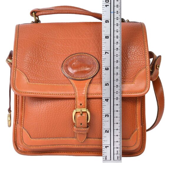 Vintage Dooney & Bourke British Tan All-Weather Leather Messenger Crossbody - Picture 11 of 14